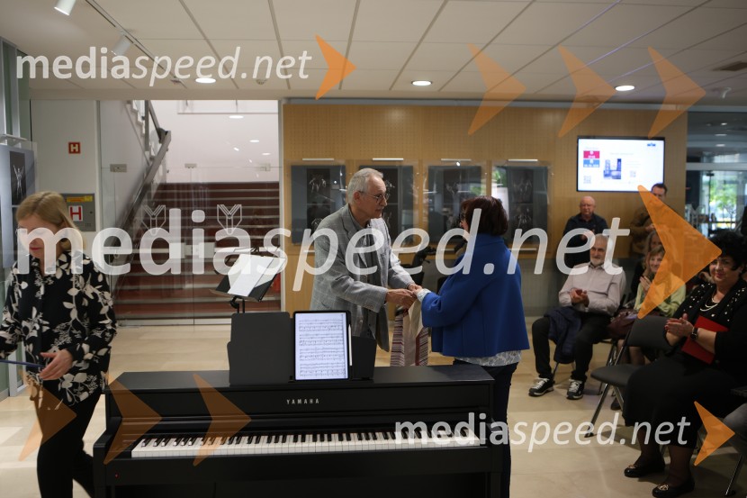 Dialog telesa, odprtje fotografske razstave, Miha Kacafura