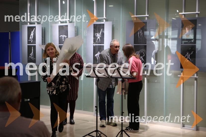 Dialog telesa, odprtje fotografske razstave, Miha Kacafura