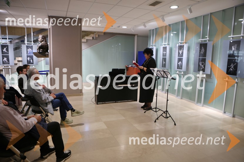 Dialog telesa, odprtje fotografske razstave, Miha Kacafura