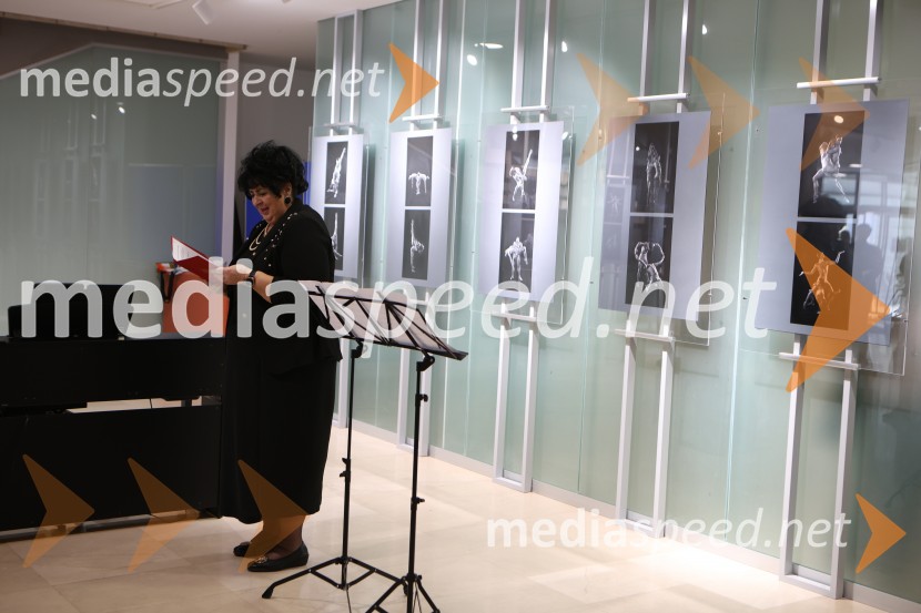 Dialog telesa, odprtje fotografske razstave, Miha Kacafura