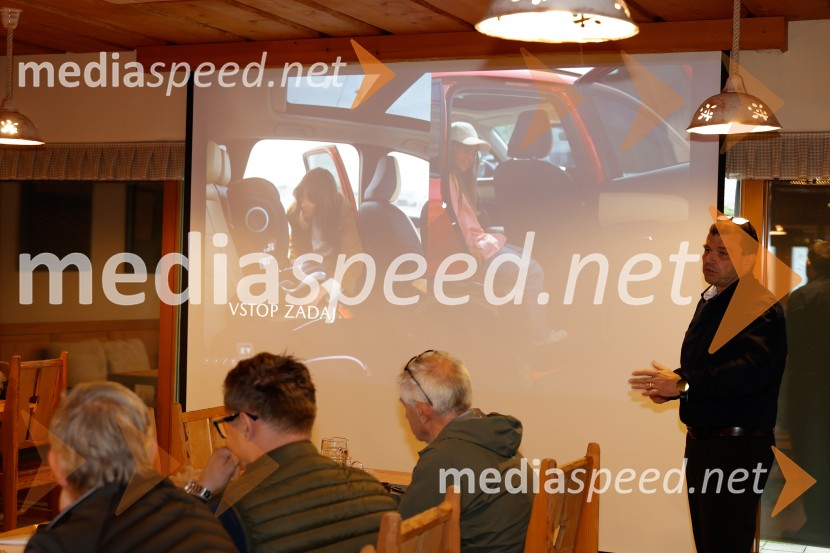 Mazda CX-5, predstavitev