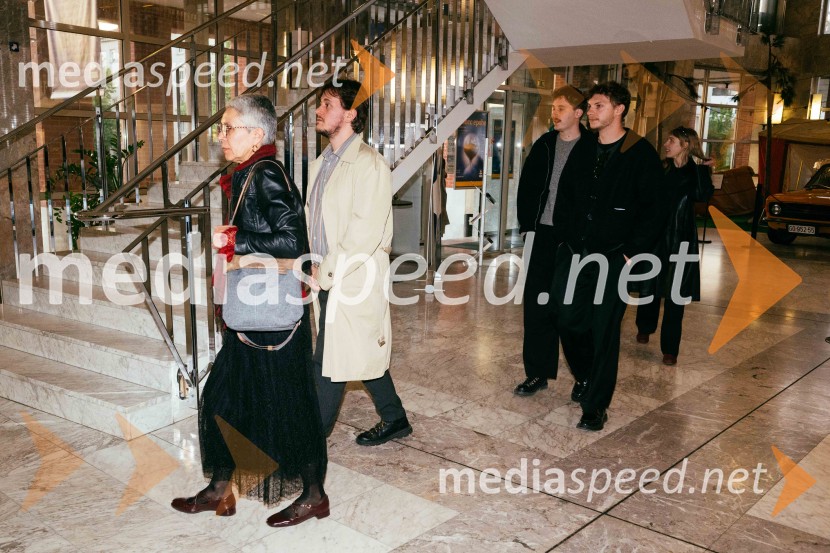 Konec epohe, premiera, SNG Nova Gorica