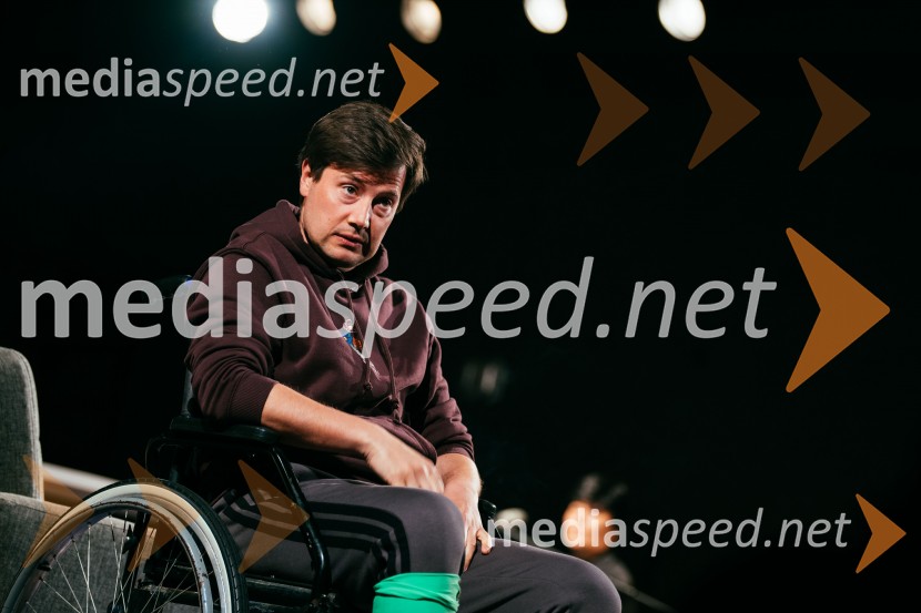 Konec epohe, premiera, SNG Nova Gorica