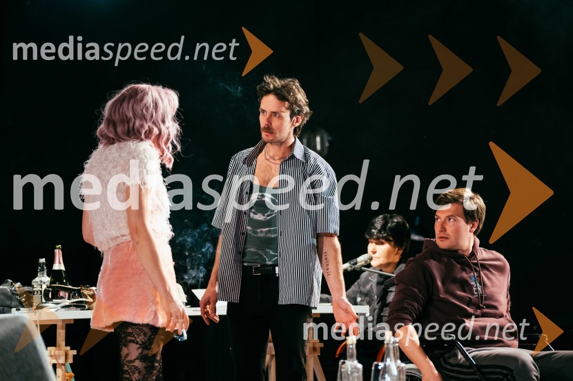 Konec epohe, premiera, SNG Nova Gorica