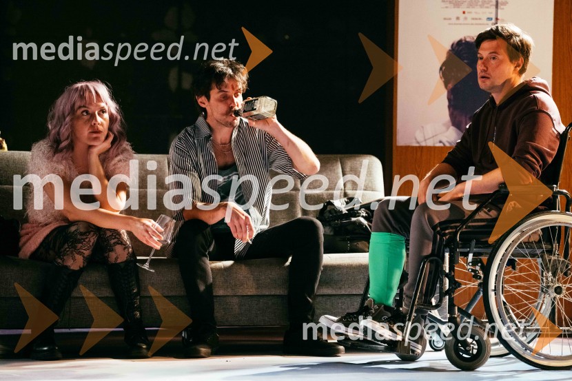 Konec epohe, premiera, SNG Nova Gorica