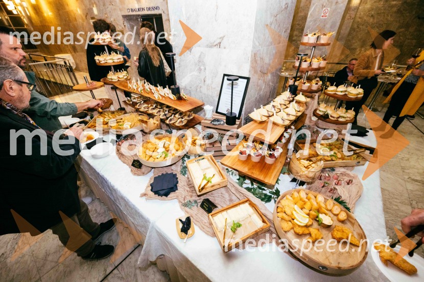 Konec epohe, premiera, SNG Nova Gorica