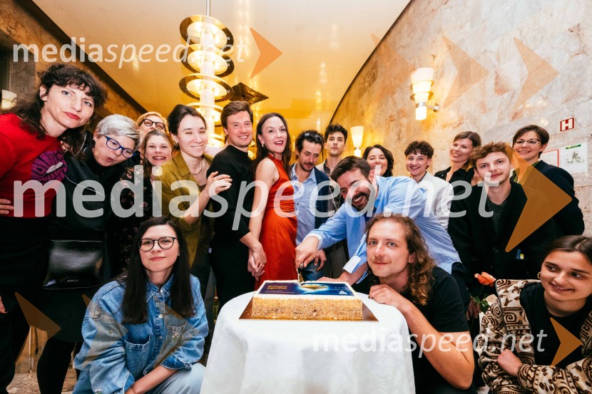 Konec epohe, premiera, SNG Nova Gorica