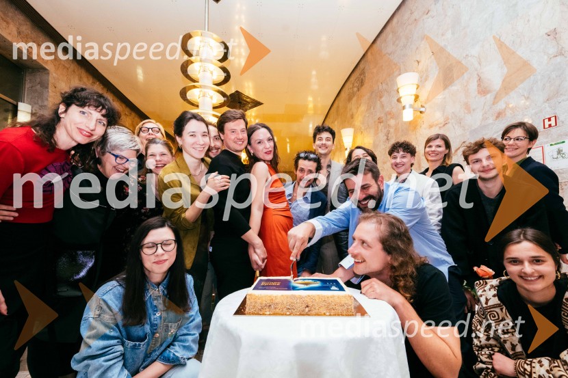 Konec epohe, premiera, SNG Nova Gorica