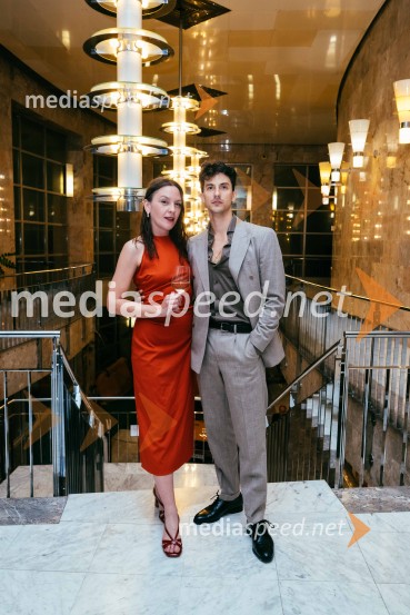 Konec epohe, premiera, SNG Nova Gorica