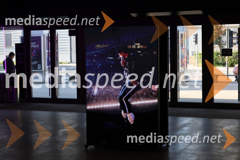 Michael, premiera filma, Maribox