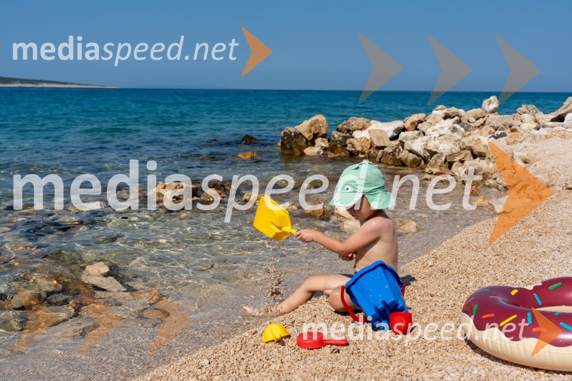 Zakaj se vedno znova vračamo na Jadran?