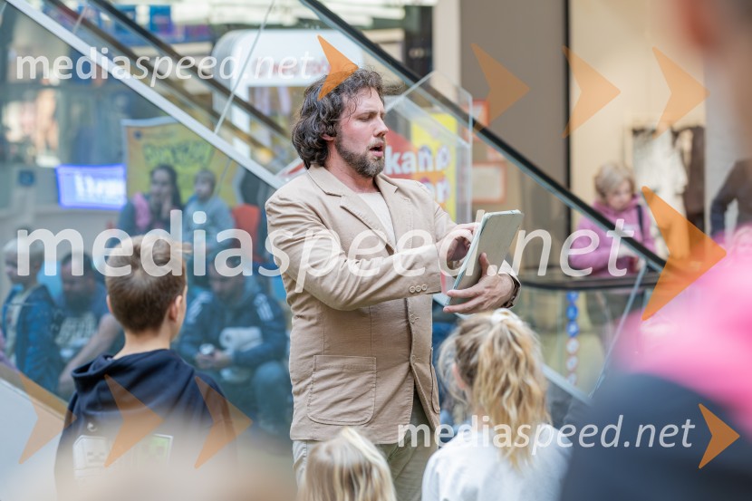 Predstava Pasji mož, Citycenter Celje
