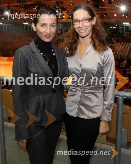 Betka Šuhel Mikolič in Katja Mlakar, odnosi z javnostmiSvetovno prvenstvo v latinskoameriških plesih 2009