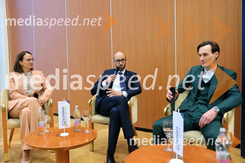 Domen Prevc in Spirit Slovenija podpisala pogodbo o promocijskem sodelovanju
