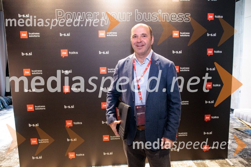 Digitalizacija in umetna inteligenca kot ključ do konkurenčnosti: BS Talks združil vodilne strokovnjake in odločevalce
