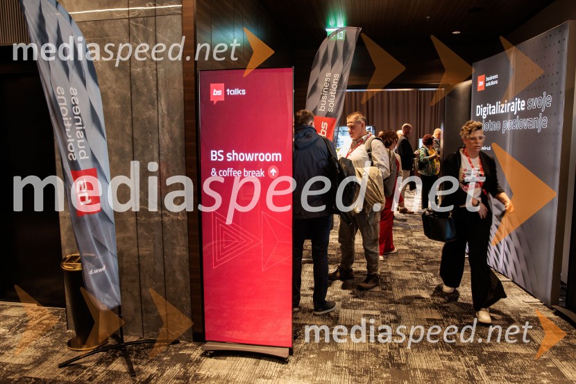 Digitalizacija in umetna inteligenca kot ključ do konkurenčnosti: BS Talks združil vodilne strokovnjake in odločevalce