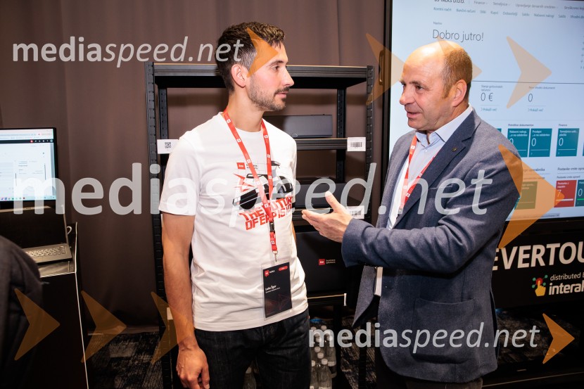 Digitalizacija in umetna inteligenca kot ključ do konkurenčnosti: BS Talks združil vodilne strokovnjake in odločevalce