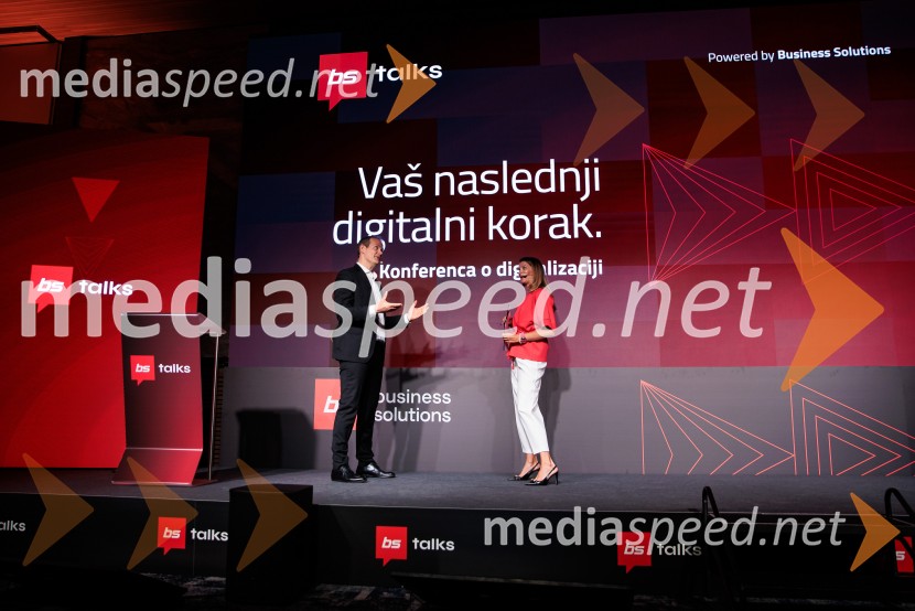 Digitalizacija in umetna inteligenca kot ključ do konkurenčnosti: BS Talks združil vodilne strokovnjake in odločevalce