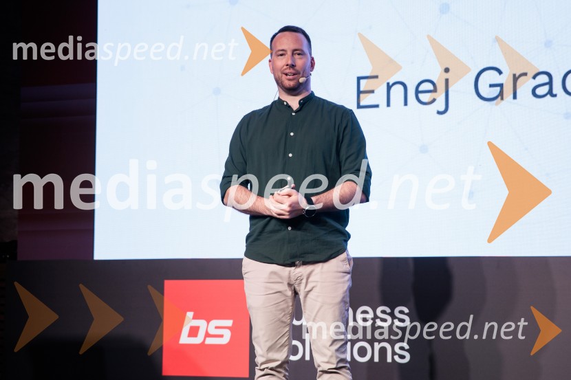 Digitalizacija in umetna inteligenca kot ključ do konkurenčnosti: BS Talks združil vodilne strokovnjake in odločevalce