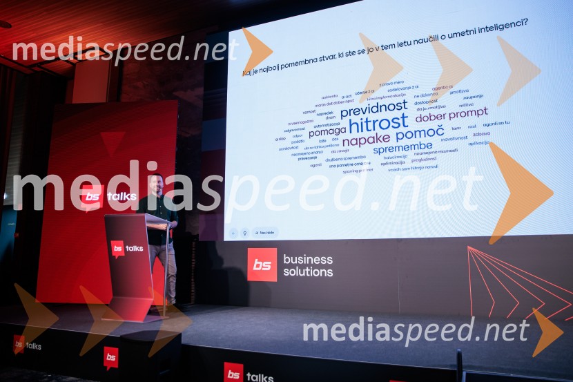 Digitalizacija in umetna inteligenca kot ključ do konkurenčnosti: BS Talks združil vodilne strokovnjake in odločevalce