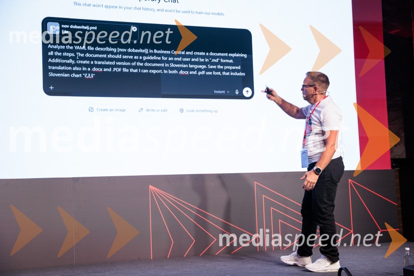 Digitalizacija in umetna inteligenca kot ključ do konkurenčnosti: BS Talks združil vodilne strokovnjake in odločevalce