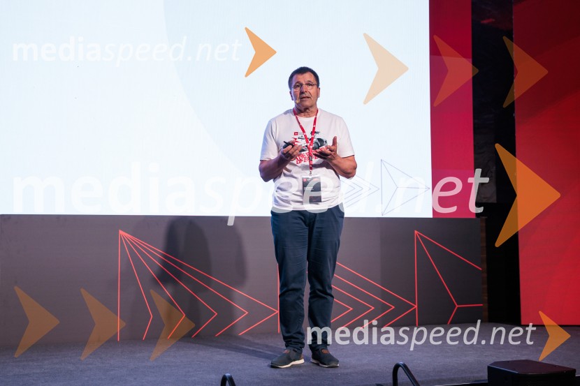 Digitalizacija in umetna inteligenca kot ključ do konkurenčnosti: BS Talks združil vodilne strokovnjake in odločevalce