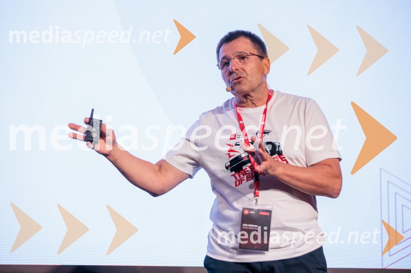 Digitalizacija in umetna inteligenca kot ključ do konkurenčnosti: BS Talks združil vodilne strokovnjake in odločevalce