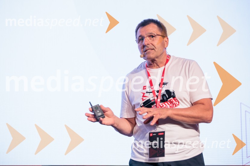 Digitalizacija in umetna inteligenca kot ključ do konkurenčnosti: BS Talks združil vodilne strokovnjake in odločevalce