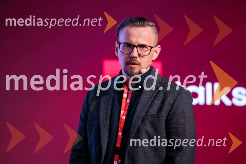 Digitalizacija in umetna inteligenca kot ključ do konkurenčnosti: BS Talks združil vodilne strokovnjake in odločevalce