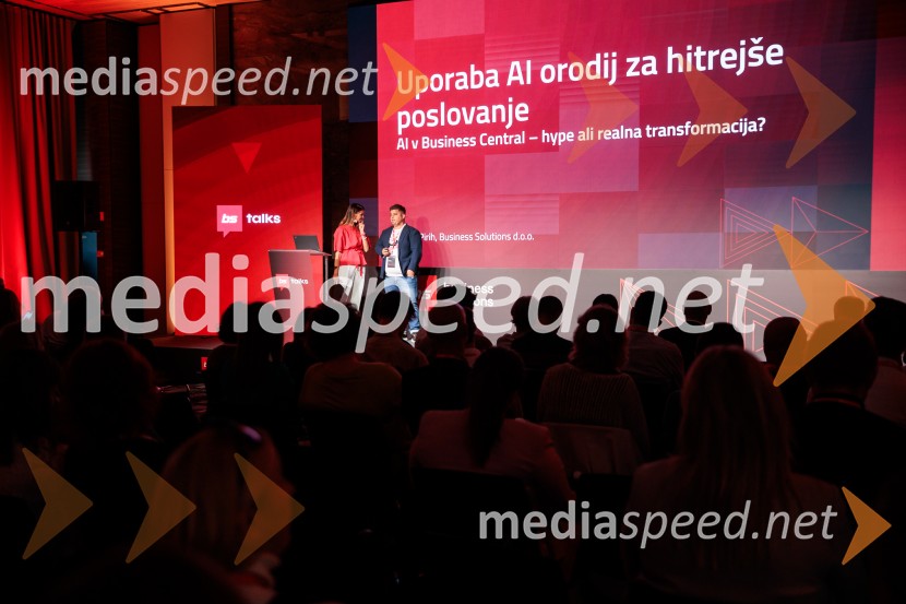 Digitalizacija in umetna inteligenca kot ključ do konkurenčnosti: BS Talks združil vodilne strokovnjake in odločevalce