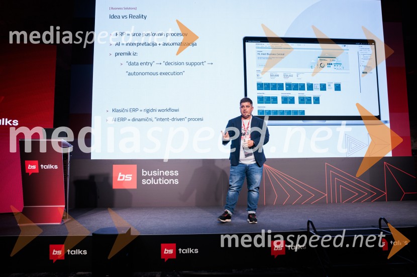Digitalizacija in umetna inteligenca kot ključ do konkurenčnosti: BS Talks združil vodilne strokovnjake in odločevalce
