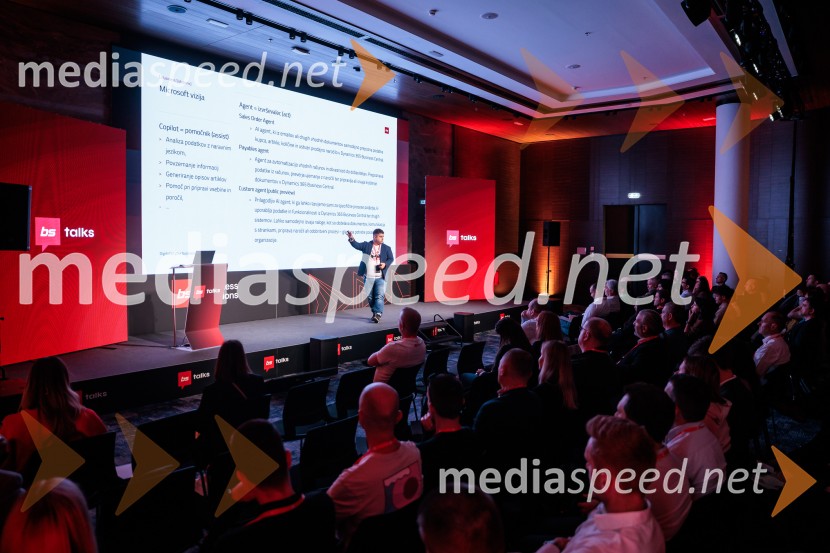 Digitalizacija in umetna inteligenca kot ključ do konkurenčnosti: BS Talks združil vodilne strokovnjake in odločevalce