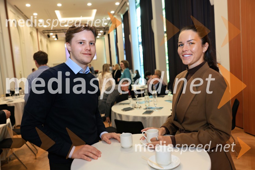 Konferenca Tea with Reason: Shaping the Future of Cities