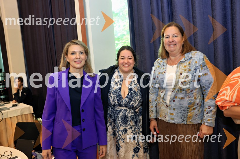 Konferenca Tea with Reason: Shaping the Future of Cities