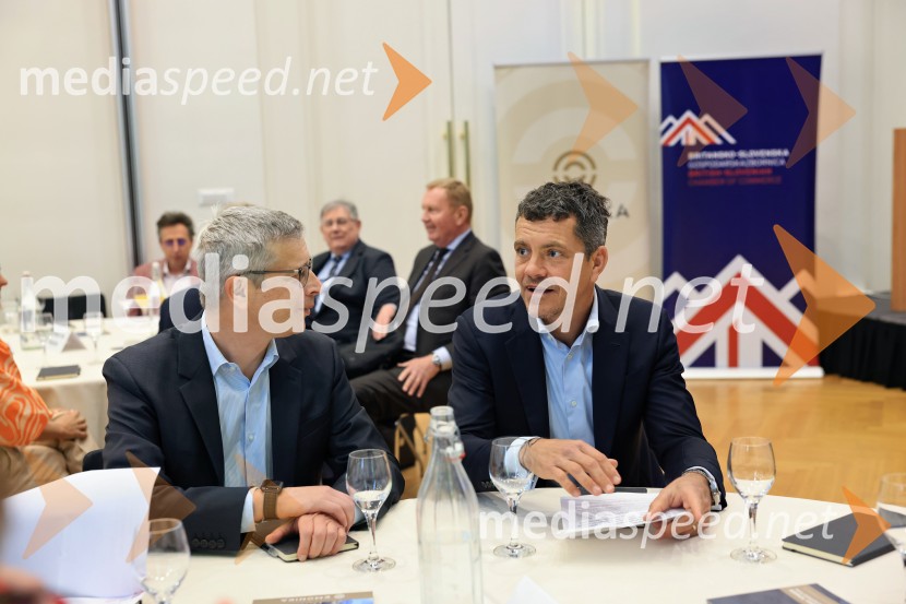 Konferenca Tea with Reason: Shaping the Future of Cities