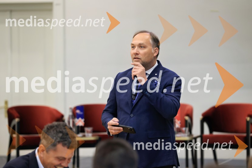 Konferenca Tea with Reason: Shaping the Future of Cities