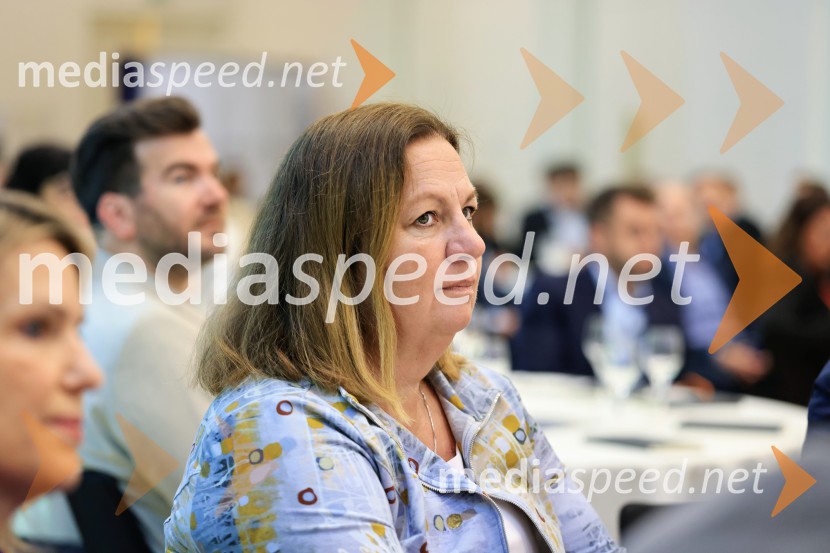 Konferenca Tea with Reason: Shaping the Future of Cities