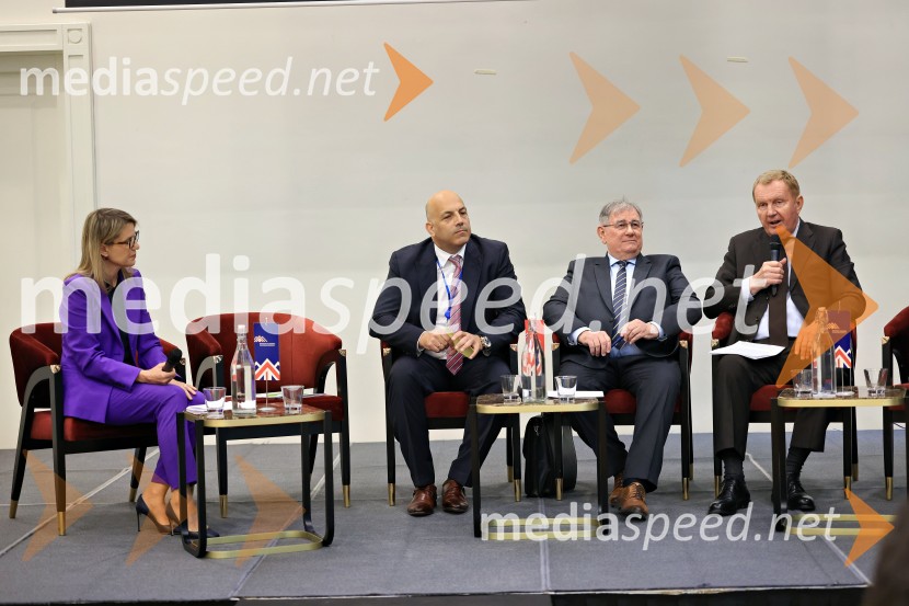 Konferenca Tea with Reason: Shaping the Future of Cities