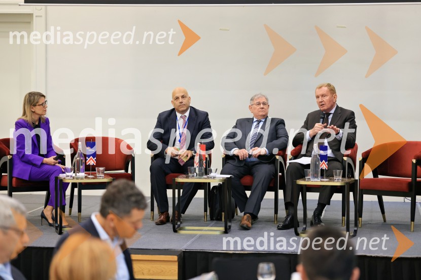 Konferenca Tea with Reason: Shaping the Future of Cities
