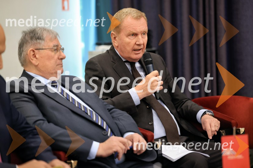 Konferenca Tea with Reason: Shaping the Future of Cities