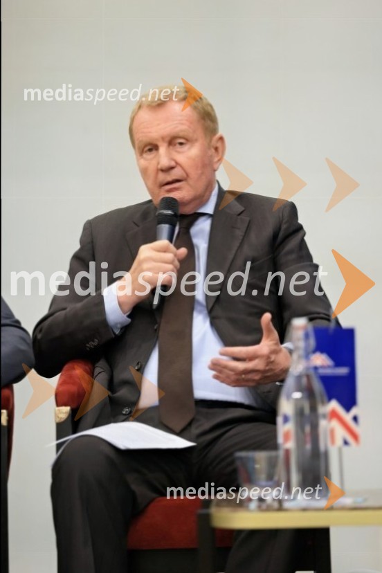 Konferenca Tea with Reason: Shaping the Future of Cities