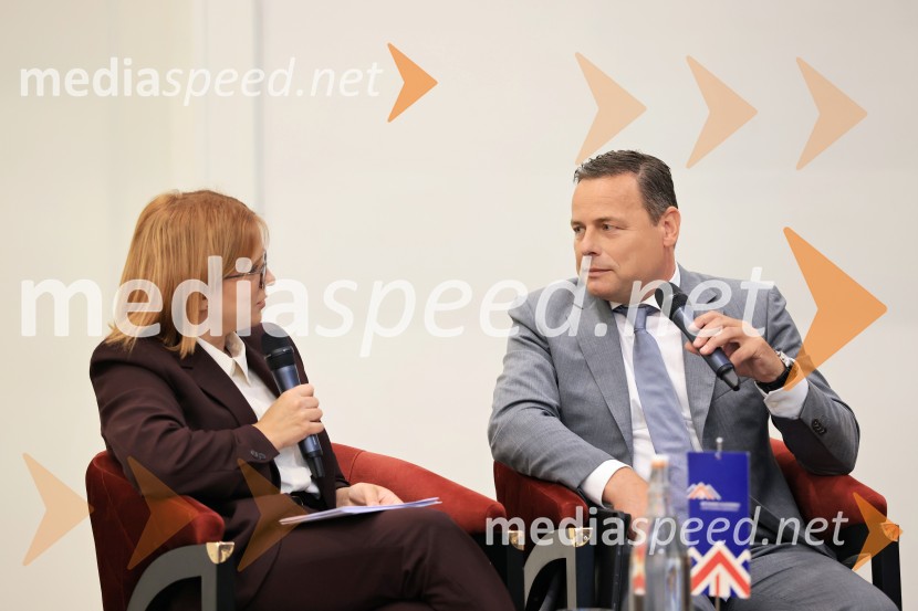 Konferenca Tea with Reason: Shaping the Future of Cities
