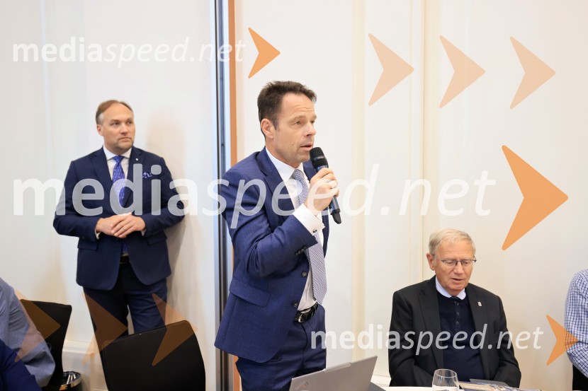 Konferenca Tea with Reason: Shaping the Future of Cities