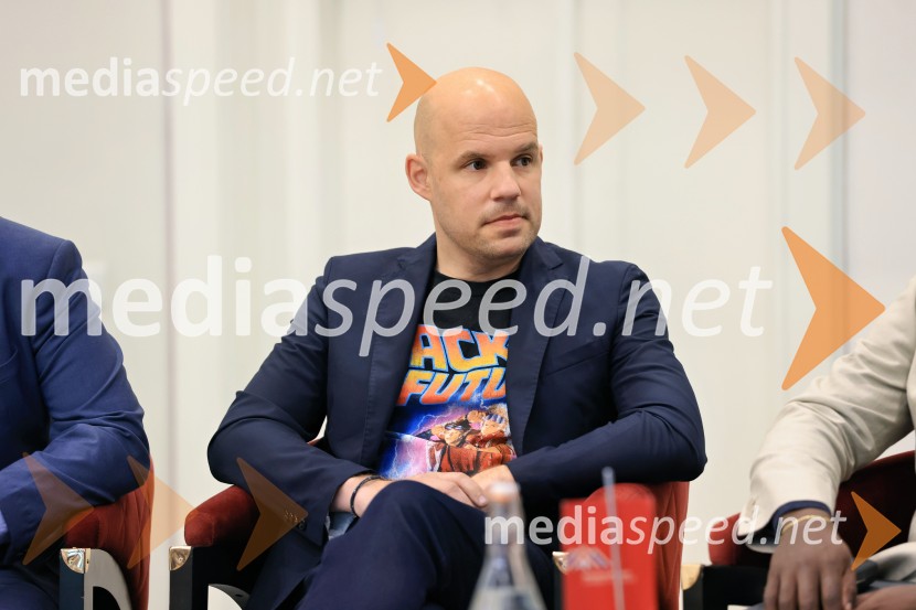 Konferenca Tea with Reason: Shaping the Future of Cities
