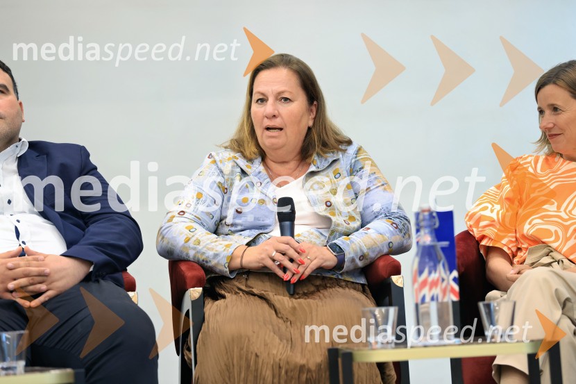 Konferenca Tea with Reason: Shaping the Future of Cities