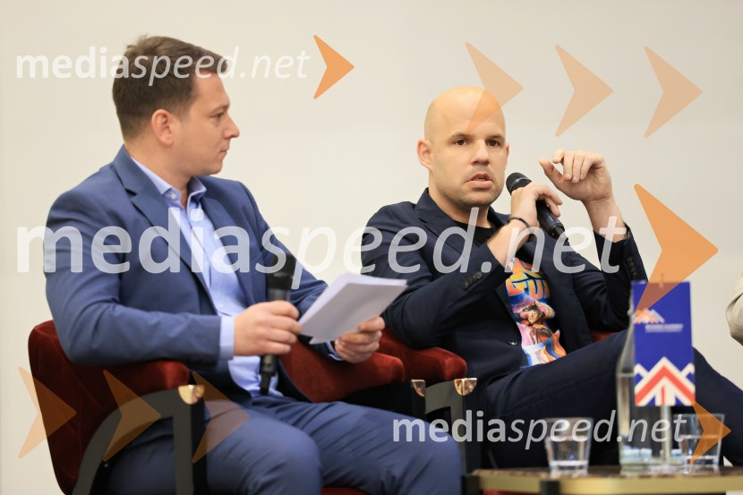 Konferenca Tea with Reason: Shaping the Future of Cities
