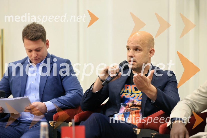 Konferenca Tea with Reason: Shaping the Future of Cities
