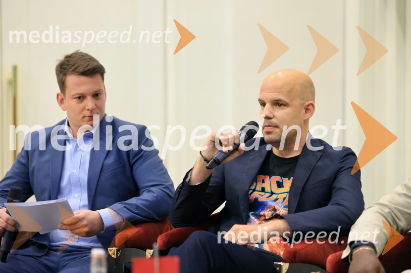 Konferenca Tea with Reason: Shaping the Future of Cities