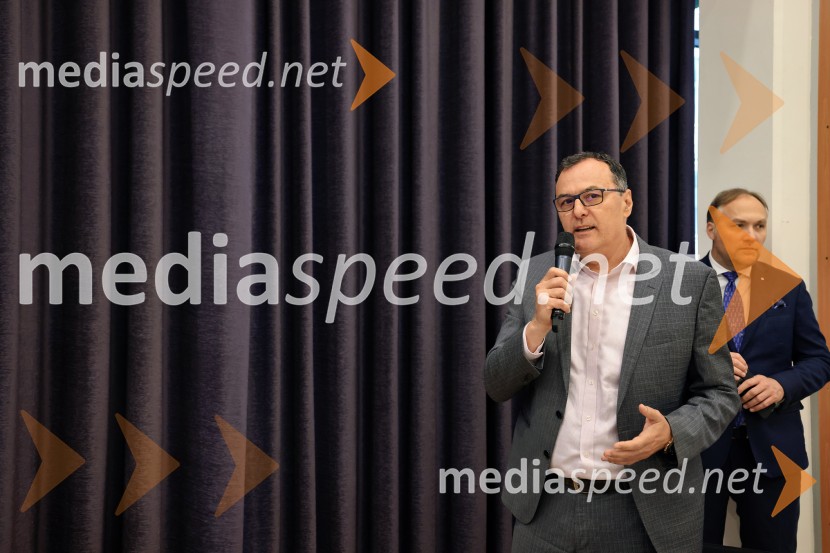 Konferenca Tea with Reason: Shaping the Future of Cities