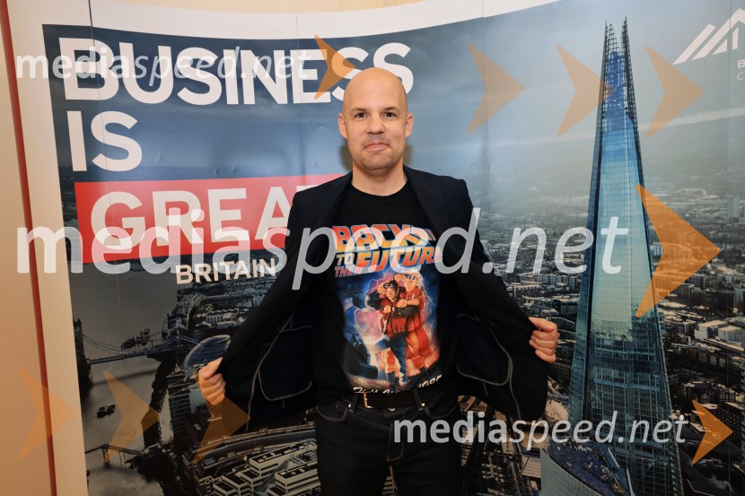 Konferenca Tea with Reason: Shaping the Future of Cities